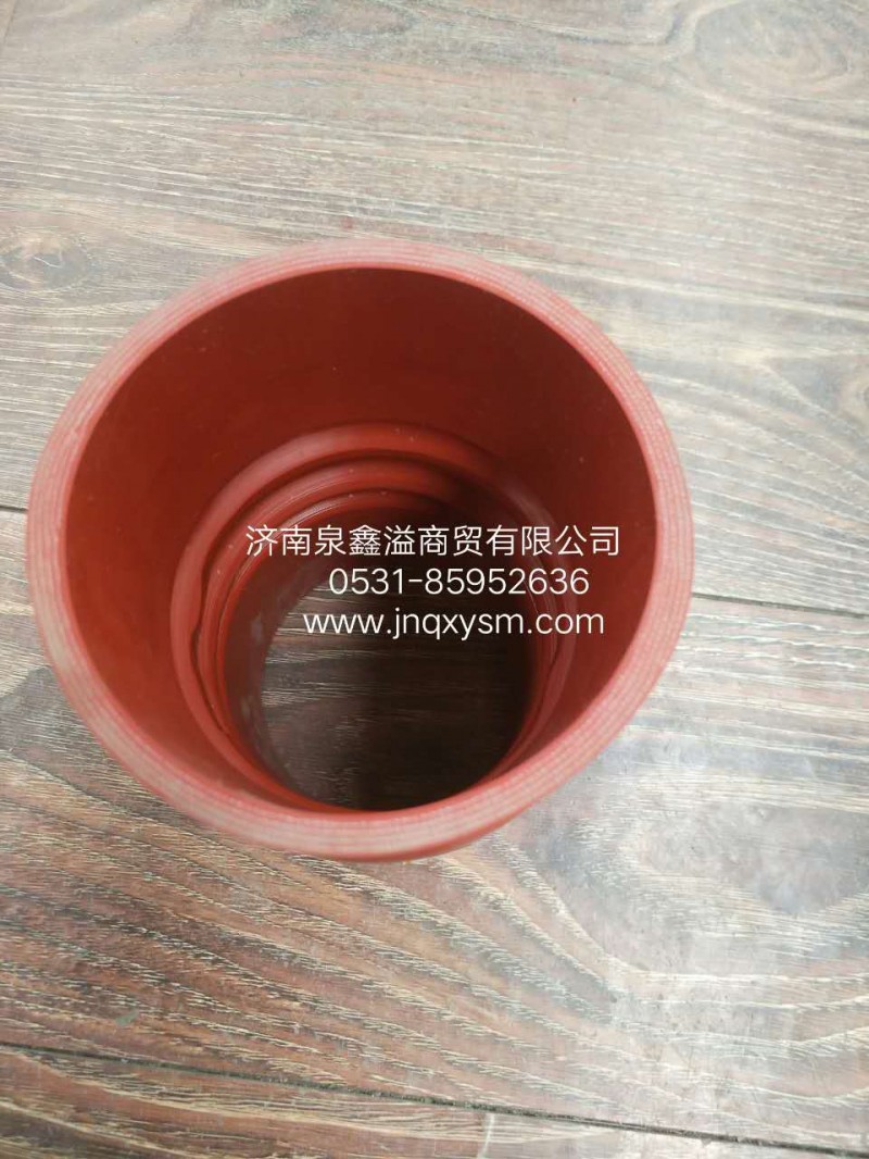 100111900133,中冷器連接管III,濟(jì)南泉鑫溢商貿(mào)有限公司