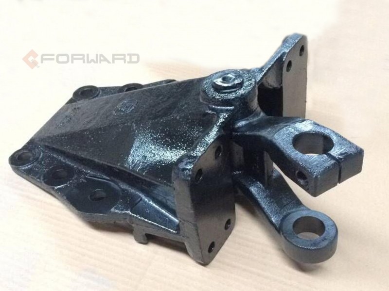 DZ9114520143,Front spring left rear bracket,濟(jì)南向前汽車配件有限公司