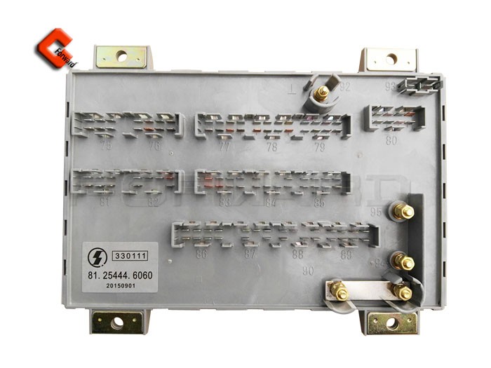 DZ9100586400,Central electrical installation panel,濟(jì)南向前汽車配件有限公司