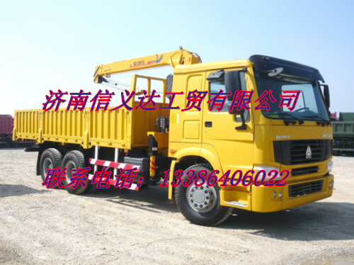 HOWO6X4隨車吊/